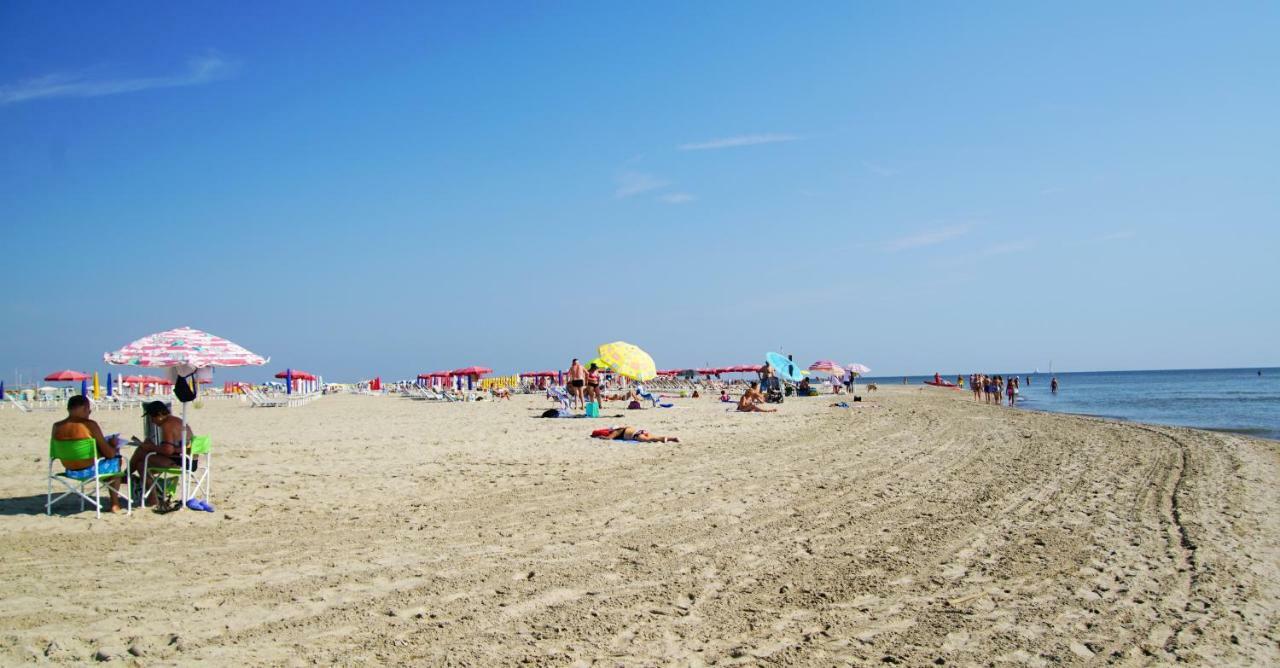 Villetta Parco Sir Llido Degli Estensi Exteriör bild